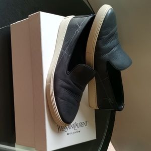 Men's fashion shoe Yves Saint Laurent size 43